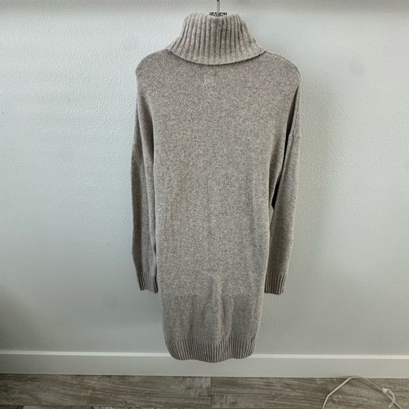 GAP Light Gray Textured Sweater dress - Picture 6 of 10